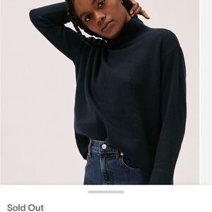 Everlane Black Cashmere Square Boxy Turtleneck